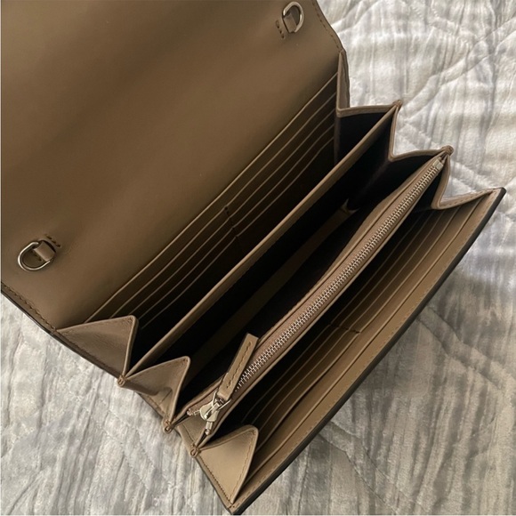 🔥 GUCCI Dionysus GG Supreme WOC - Picture 6 of 16